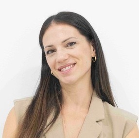 Inés Cerezo (España)